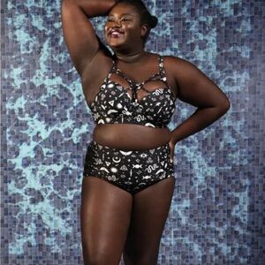 Hot Topic Witchy Bikini Top 3X & Bottom 2X Bikini Plus Size